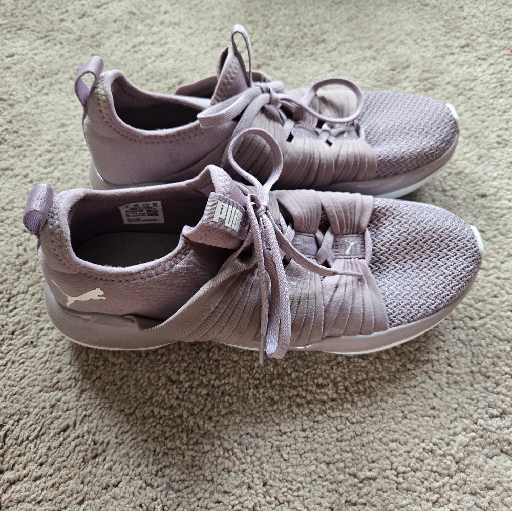 Puma Lilac Athletic Sneakers Size 8.5 Sport Foam